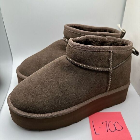 CUSHIONAIRE Women's Genuine Suede pull platform boot +Memory Foam 9.5 WIDE BROWN - Picture 3 of 7